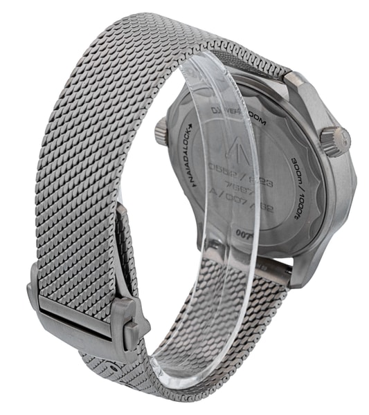 Omega Seamaster Diver 300m - James Bond Edition 210.90.42.20.01.001